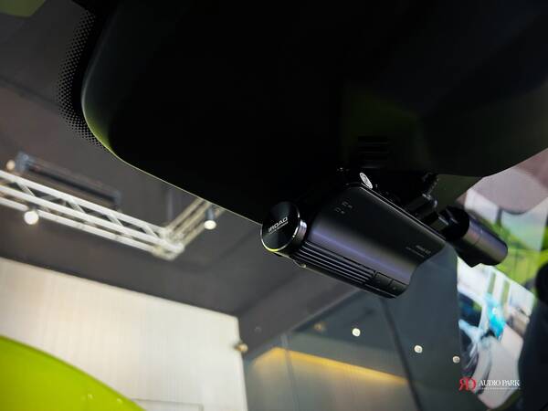 Lamborghini Revuelto 防護罩、測速器、記錄器一次到位 3