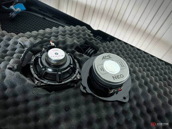 Porsche 992 GT3 RS 保時捷專用喇叭＋CTK＋DSP 2