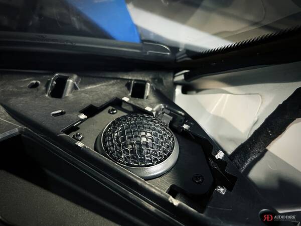 Porsche 992 GT3 RS 保時捷專用喇叭＋CTK＋DSP 8