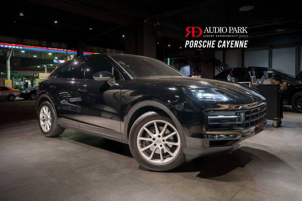 Porsche Cayenne E3.2 原廠套件升級 1