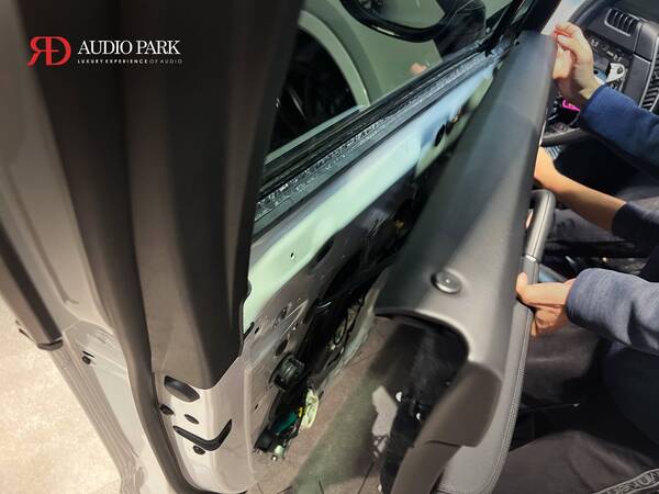Porsche Cayenne 原廠件升級＋Musway DSP 7