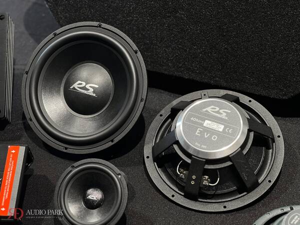 Porsche Cayenne 全車寧靜工程＋RS Audio＋Helix 完整升級 6
