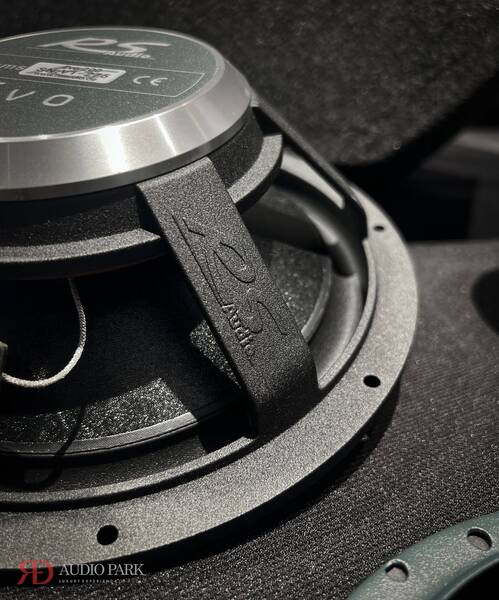 Porsche Cayenne 全車寧靜工程＋RS Audio＋Helix 完整升級 7