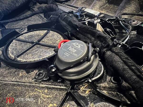 Porsche Taycan RS 保時捷專用喇叭＋四門 CTK 寧靜工程 15